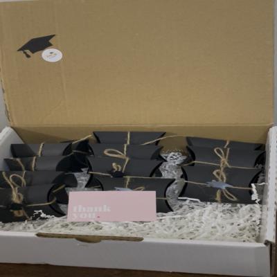 بوكس توزيعات تخرج 12 حبه 